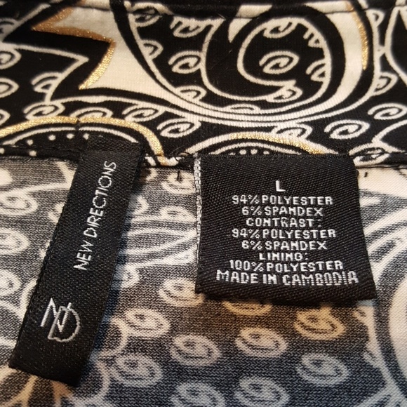 New Directions Blouse/Top. Size Large. - Picture 7 of 8